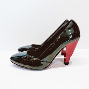 Miu Miu patent leather pump